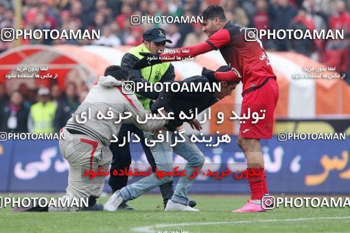 558944, Tehran, Iran, لیگ برتر فوتبال ایران، Persian Gulf Cup، Week 21، Second Leg، Esteghlal 3 v 2 Persepolis on 2017/02/12 at Azadi Stadium