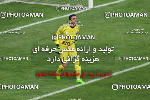 556451, Tehran, Iran, لیگ برتر فوتبال ایران، Persian Gulf Cup، Week 21، Second Leg، Esteghlal 3 v 2 Persepolis on 2017/02/12 at Azadi Stadium