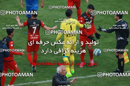 556488, Tehran, Iran, لیگ برتر فوتبال ایران، Persian Gulf Cup، Week 21، Second Leg، Esteghlal 3 v 2 Persepolis on 2017/02/12 at Azadi Stadium