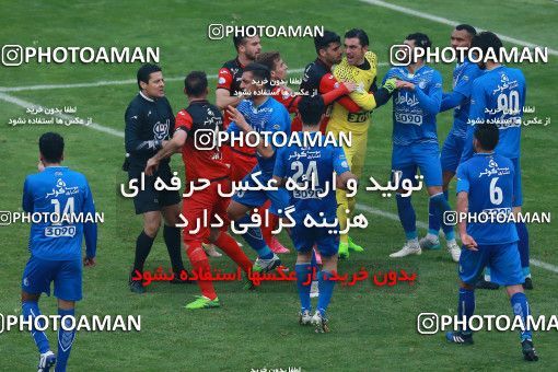 557105, Tehran, Iran, لیگ برتر فوتبال ایران، Persian Gulf Cup، Week 21، Second Leg، Esteghlal 3 v 2 Persepolis on 2017/02/12 at Azadi Stadium