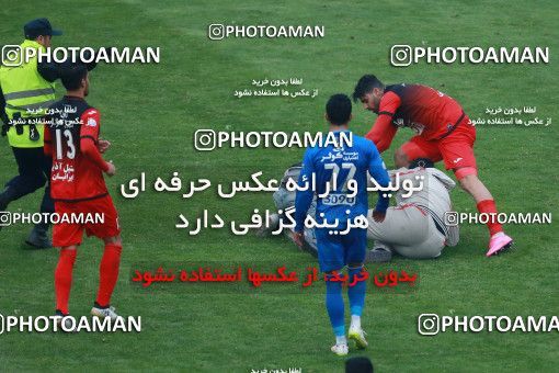 557439, Tehran, Iran, لیگ برتر فوتبال ایران، Persian Gulf Cup، Week 21، Second Leg، Esteghlal 3 v 2 Persepolis on 2017/02/12 at Azadi Stadium