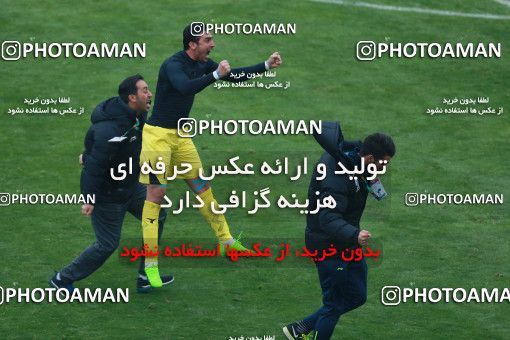 556955, Tehran, Iran, لیگ برتر فوتبال ایران، Persian Gulf Cup، Week 21، Second Leg، Esteghlal 3 v 2 Persepolis on 2017/02/12 at Azadi Stadium