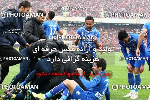 558391, Tehran, Iran, لیگ برتر فوتبال ایران، Persian Gulf Cup، Week 21، Second Leg، Esteghlal 3 v 2 Persepolis on 2017/02/12 at Azadi Stadium