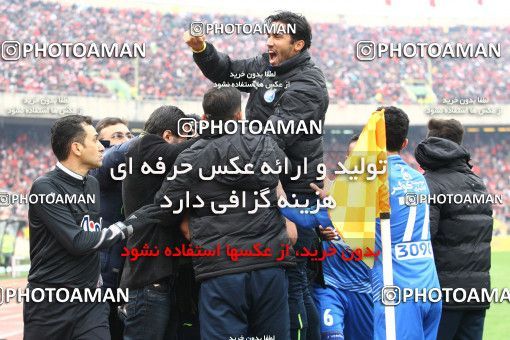 558481, Tehran, Iran, لیگ برتر فوتبال ایران، Persian Gulf Cup، Week 21، Second Leg، Esteghlal 3 v 2 Persepolis on 2017/02/12 at Azadi Stadium