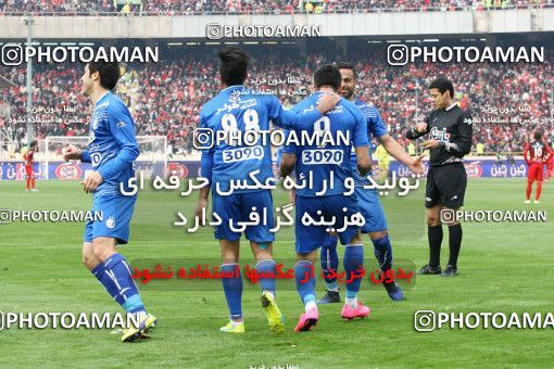 558544, Tehran, Iran, لیگ برتر فوتبال ایران، Persian Gulf Cup، Week 21، Second Leg، Esteghlal 3 v 2 Persepolis on 2017/02/12 at Azadi Stadium