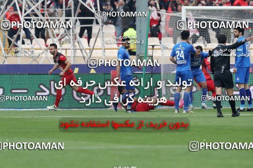 558448, Tehran, Iran, لیگ برتر فوتبال ایران، Persian Gulf Cup، Week 21، Second Leg، Esteghlal 3 v 2 Persepolis on 2017/02/12 at Azadi Stadium