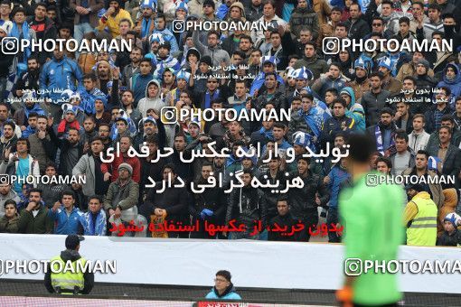 558494, Tehran, Iran, لیگ برتر فوتبال ایران، Persian Gulf Cup، Week 21، Second Leg، Esteghlal 3 v 2 Persepolis on 2017/02/12 at Azadi Stadium