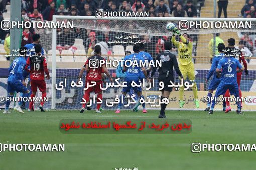 558227, Tehran, Iran, لیگ برتر فوتبال ایران، Persian Gulf Cup، Week 21، Second Leg، Esteghlal 3 v 2 Persepolis on 2017/02/12 at Azadi Stadium