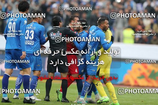 558211, Tehran, Iran, لیگ برتر فوتبال ایران، Persian Gulf Cup، Week 21، Second Leg، Esteghlal 3 v 2 Persepolis on 2017/02/12 at Azadi Stadium