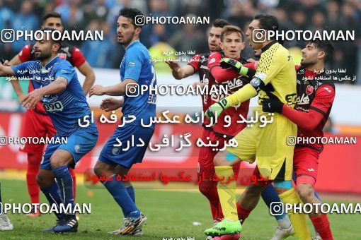 558399, Tehran, Iran, لیگ برتر فوتبال ایران، Persian Gulf Cup، Week 21، Second Leg، Esteghlal 3 v 2 Persepolis on 2017/02/12 at Azadi Stadium