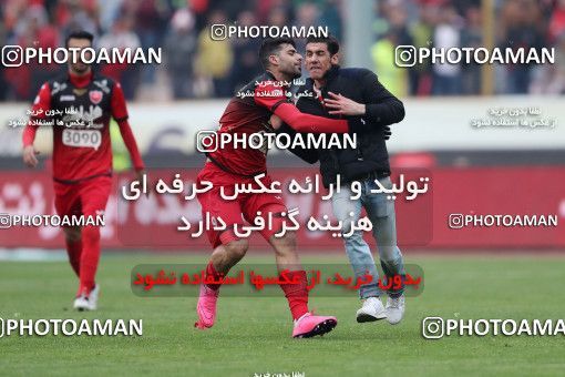 558569, Tehran, Iran, لیگ برتر فوتبال ایران، Persian Gulf Cup، Week 21، Second Leg، Esteghlal 3 v 2 Persepolis on 2017/02/12 at Azadi Stadium