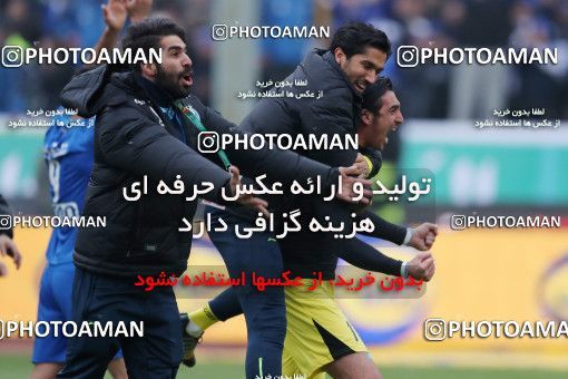 558454, Tehran, Iran, لیگ برتر فوتبال ایران، Persian Gulf Cup، Week 21، Second Leg، Esteghlal 3 v 2 Persepolis on 2017/02/12 at Azadi Stadium