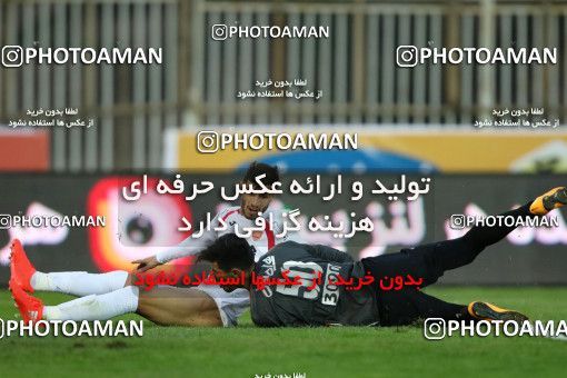 554013, Tehran, [*parameter:4*], لیگ برتر فوتبال ایران، Persian Gulf Cup، Week 23، Second Leg، Naft Tehran 0 v 2 Persepolis on 2017/03/05 at Takhti Stadium