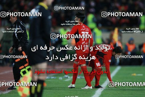 564098, Tehran, [*parameter:4*], لیگ برتر فوتبال ایران، Persian Gulf Cup، Week 22، Second Leg، Persepolis 0 v 2 Sepahan on 2017/02/16 at Azadi Stadium