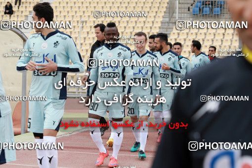 571803, Tehran, [*parameter:4*], لیگ برتر فوتبال ایران، Persian Gulf Cup، Week 21، Second Leg، Naft Tehran 0 v 0 Paykan on 2017/02/09 at Takhti Stadium