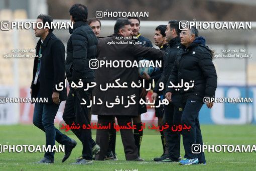 571721, Tehran, [*parameter:4*], لیگ برتر فوتبال ایران، Persian Gulf Cup، Week 21، Second Leg، Naft Tehran 0 v 0 Paykan on 2017/02/09 at Takhti Stadium
