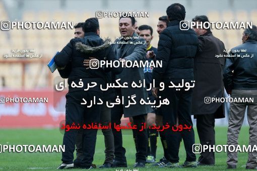 571235, Tehran, [*parameter:4*], لیگ برتر فوتبال ایران، Persian Gulf Cup، Week 21، Second Leg، Naft Tehran 0 v 0 Paykan on 2017/02/09 at Takhti Stadium