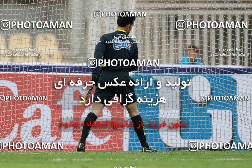 571886, Tehran, [*parameter:4*], لیگ برتر فوتبال ایران، Persian Gulf Cup، Week 21، Second Leg، Naft Tehran 0 v 0 Paykan on 2017/02/09 at Takhti Stadium