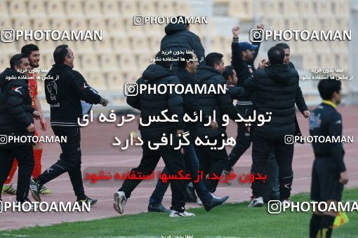 571842, Tehran, [*parameter:4*], لیگ برتر فوتبال ایران، Persian Gulf Cup، Week 21، Second Leg، Naft Tehran 0 v 0 Paykan on 2017/02/09 at Takhti Stadium