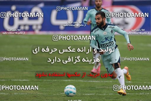 571764, Tehran, [*parameter:4*], لیگ برتر فوتبال ایران، Persian Gulf Cup، Week 21، Second Leg، Naft Tehran 0 v 0 Paykan on 2017/02/09 at Takhti Stadium