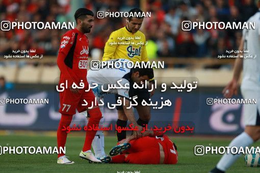 576274, Tehran, [*parameter:4*], لیگ برتر فوتبال ایران، Persian Gulf Cup، Week 26، Second Leg، Persepolis 0 v 0 Paykan on 2017/04/05 at Azadi Stadium