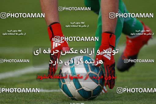 576294, Tehran, [*parameter:4*], لیگ برتر فوتبال ایران، Persian Gulf Cup، Week 26، Second Leg، Persepolis 0 v 0 Paykan on 2017/04/05 at Azadi Stadium