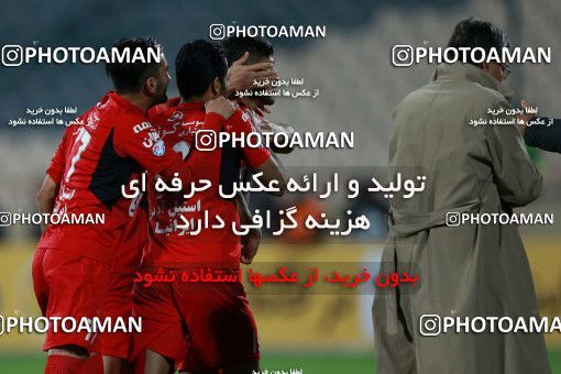 576621, Tehran, [*parameter:4*], لیگ برتر فوتبال ایران، Persian Gulf Cup، Week 26، Second Leg، Persepolis 0 v 0 Paykan on 2017/04/05 at Azadi Stadium