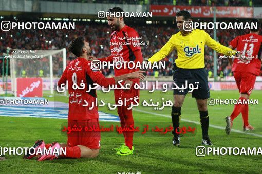 576496, Tehran, [*parameter:4*], لیگ برتر فوتبال ایران، Persian Gulf Cup، Week 26، Second Leg، Persepolis 0 v 0 Paykan on 2017/04/05 at Azadi Stadium