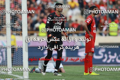 585663, Tehran, [*parameter:4*], لیگ برتر فوتبال ایران، Persian Gulf Cup، Week 26، Second Leg، Persepolis 0 v 0 Paykan on 2017/04/05 at Azadi Stadium