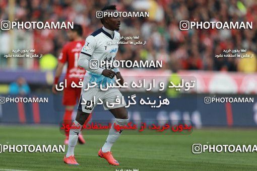 585665, Tehran, [*parameter:4*], لیگ برتر فوتبال ایران، Persian Gulf Cup، Week 26، Second Leg، Persepolis 0 v 0 Paykan on 2017/04/05 at Azadi Stadium