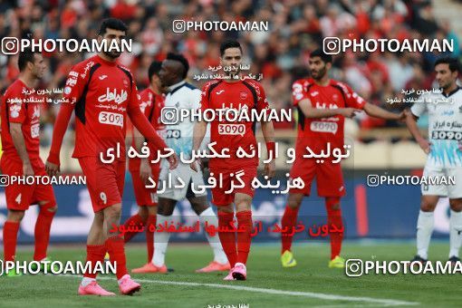 585649, Tehran, [*parameter:4*], لیگ برتر فوتبال ایران، Persian Gulf Cup، Week 26، Second Leg، Persepolis 0 v 0 Paykan on 2017/04/05 at Azadi Stadium