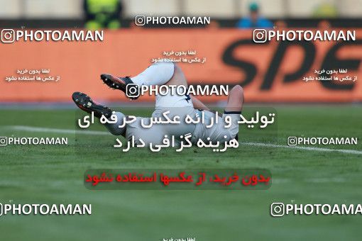 585747, Tehran, [*parameter:4*], لیگ برتر فوتبال ایران، Persian Gulf Cup، Week 26، Second Leg، Persepolis 0 v 0 Paykan on 2017/04/05 at Azadi Stadium