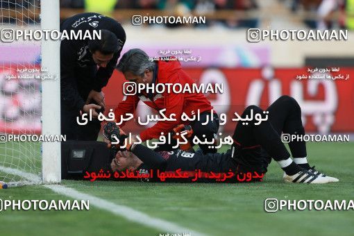 585655, Tehran, [*parameter:4*], لیگ برتر فوتبال ایران، Persian Gulf Cup، Week 26، Second Leg، Persepolis 0 v 0 Paykan on 2017/04/05 at Azadi Stadium