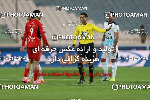 585884, Tehran, [*parameter:4*], لیگ برتر فوتبال ایران، Persian Gulf Cup، Week 26، Second Leg، Persepolis 0 v 0 Paykan on 2017/04/05 at Azadi Stadium