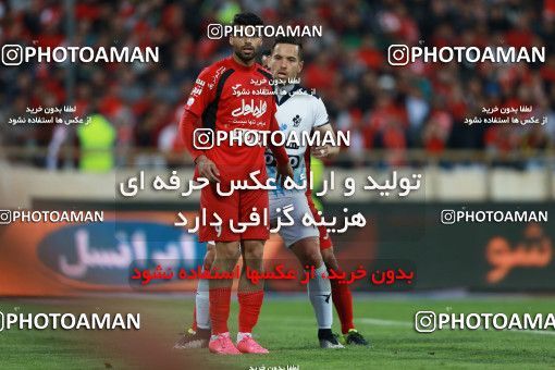 585774, Tehran, [*parameter:4*], لیگ برتر فوتبال ایران، Persian Gulf Cup، Week 26، Second Leg، Persepolis 0 v 0 Paykan on 2017/04/05 at Azadi Stadium