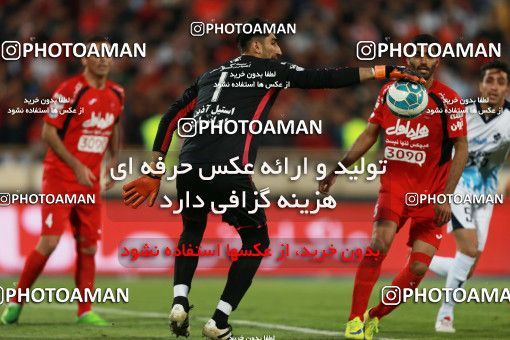 585835, Tehran, [*parameter:4*], لیگ برتر فوتبال ایران، Persian Gulf Cup، Week 26، Second Leg، Persepolis 0 v 0 Paykan on 2017/04/05 at Azadi Stadium