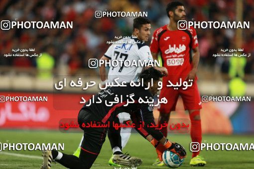 585829, Tehran, [*parameter:4*], لیگ برتر فوتبال ایران، Persian Gulf Cup، Week 26، Second Leg، Persepolis 0 v 0 Paykan on 2017/04/05 at Azadi Stadium