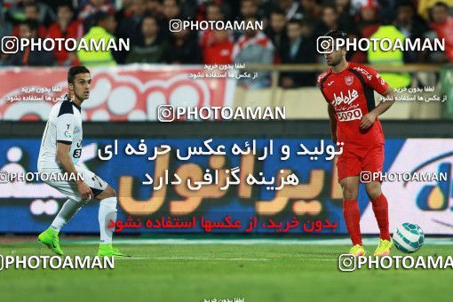 585784, Tehran, [*parameter:4*], لیگ برتر فوتبال ایران، Persian Gulf Cup، Week 26، Second Leg، Persepolis 0 v 0 Paykan on 2017/04/05 at Azadi Stadium