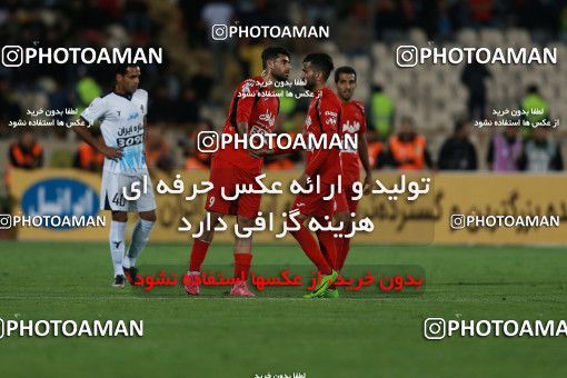 586306, Tehran, [*parameter:4*], لیگ برتر فوتبال ایران، Persian Gulf Cup، Week 26، Second Leg، Persepolis 0 v 0 Paykan on 2017/04/05 at Azadi Stadium