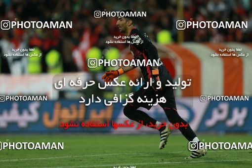 586139, Tehran, [*parameter:4*], لیگ برتر فوتبال ایران، Persian Gulf Cup، Week 26، Second Leg، Persepolis 0 v 0 Paykan on 2017/04/05 at Azadi Stadium