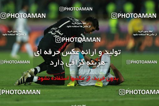 586284, Tehran, [*parameter:4*], لیگ برتر فوتبال ایران، Persian Gulf Cup، Week 26، Second Leg، Persepolis 0 v 0 Paykan on 2017/04/05 at Azadi Stadium