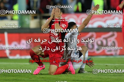 617857, Tehran, [*parameter:4*], لیگ برتر فوتبال ایران، Persian Gulf Cup، Week 26، Second Leg، Persepolis 0 v 0 Paykan on 2017/04/05 at Azadi Stadium