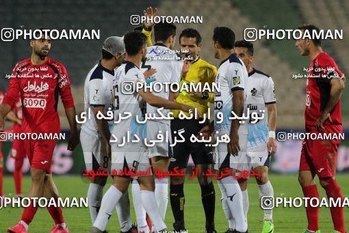 617859, Tehran, [*parameter:4*], لیگ برتر فوتبال ایران، Persian Gulf Cup، Week 26، Second Leg، Persepolis 0 v 0 Paykan on 2017/04/05 at Azadi Stadium