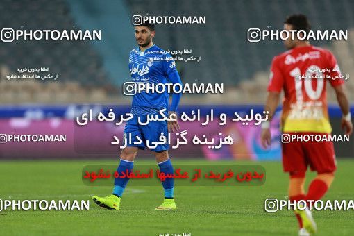 577829, Tehran, [*parameter:4*], لیگ برتر فوتبال ایران، Persian Gulf Cup، Week 25، Second Leg، Esteghlal 0 v 0 Foulad Khouzestan on 2017/04/01 at Azadi Stadium