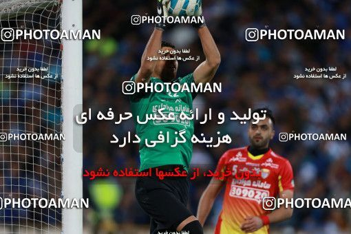 577475, Tehran, [*parameter:4*], لیگ برتر فوتبال ایران، Persian Gulf Cup، Week 25، Second Leg، Esteghlal 0 v 0 Foulad Khouzestan on 2017/04/01 at Azadi Stadium