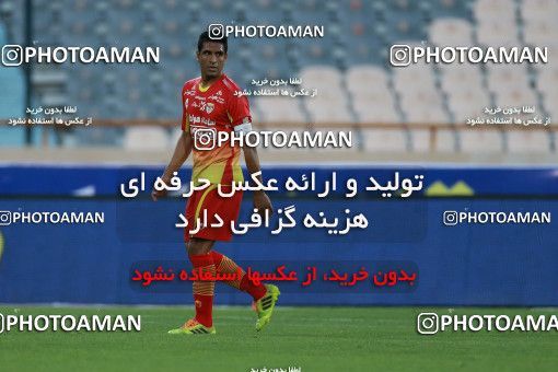 586638, Tehran, [*parameter:4*], لیگ برتر فوتبال ایران، Persian Gulf Cup، Week 25، Second Leg، Esteghlal 0 v 0 Foulad Khouzestan on 2017/04/01 at Azadi Stadium