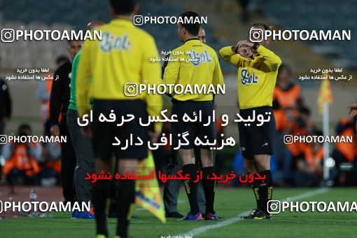 586949, Tehran, [*parameter:4*], لیگ برتر فوتبال ایران، Persian Gulf Cup، Week 25، Second Leg، Esteghlal 0 v 0 Foulad Khouzestan on 2017/04/01 at Azadi Stadium