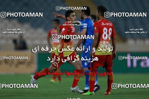 586854, Tehran, [*parameter:4*], لیگ برتر فوتبال ایران، Persian Gulf Cup، Week 25، Second Leg، Esteghlal 0 v 0 Foulad Khouzestan on 2017/04/01 at Azadi Stadium