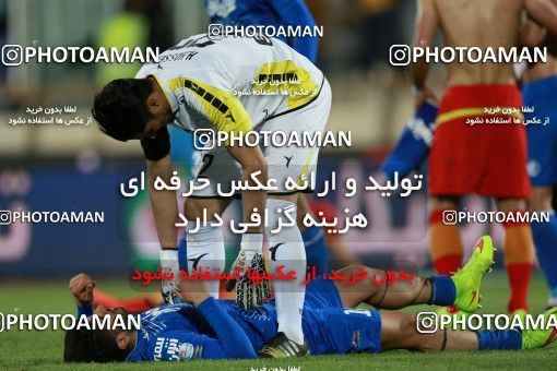 586871, Tehran, [*parameter:4*], لیگ برتر فوتبال ایران، Persian Gulf Cup، Week 25، Second Leg، Esteghlal 0 v 0 Foulad Khouzestan on 2017/04/01 at Azadi Stadium