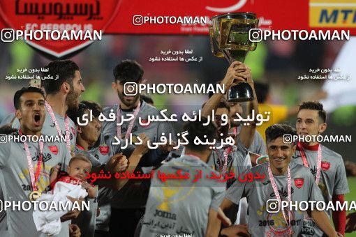 593784, Tehran, [*parameter:4*], لیگ برتر فوتبال ایران، Persian Gulf Cup، Week 28، Second Leg، Persepolis 0 v 0 Padideh Mashhad on 2017/04/19 at Azadi Stadium